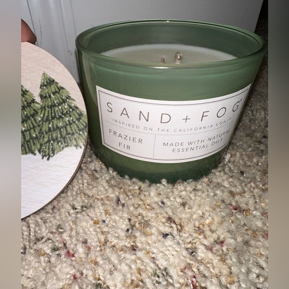 Wooden sand + fog FRAZIER FIR fall winter candle 🌲 - Picture 3 of 5